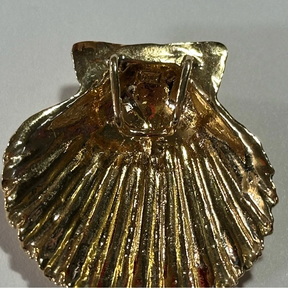 925 Gold Plate Scallop Shell Pendant Nautical Old Money East Coast Cap Cod 90s